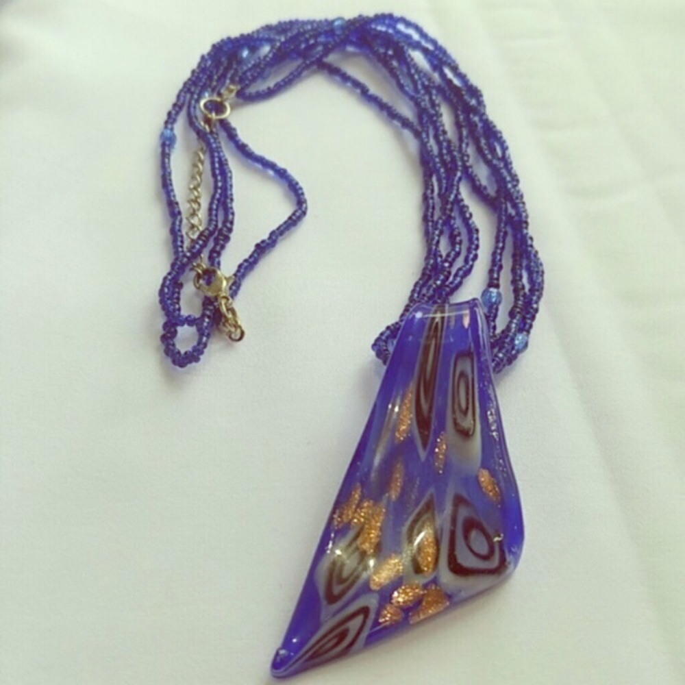 Vintage Glass Pendant Necklace